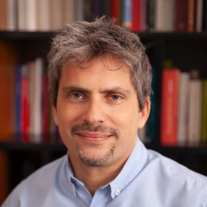Dr. Santiago Flesler